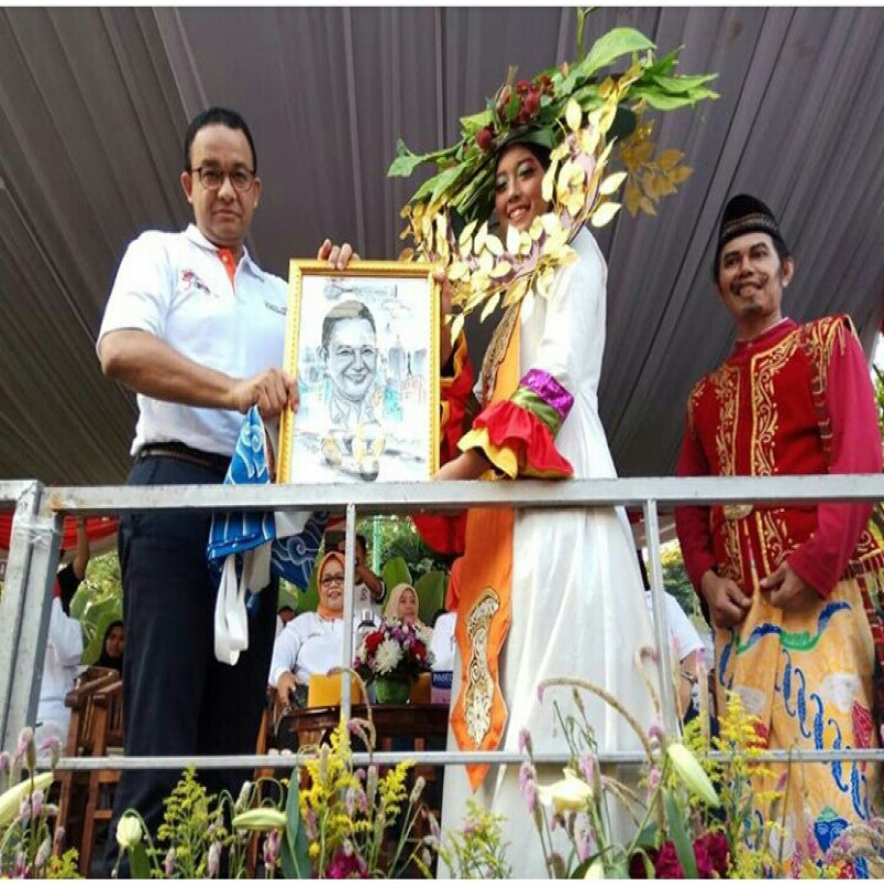Siswi SMA Muttaqien Mewakili Sekolah Dalam Lomba Carnaval Pada Acara Hut DKI Jakarta Ke 492